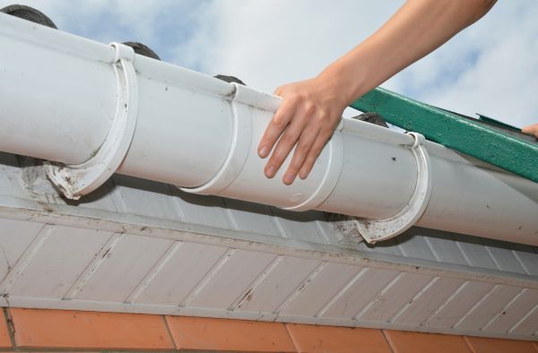 Gutter Reattachment in Antioch
